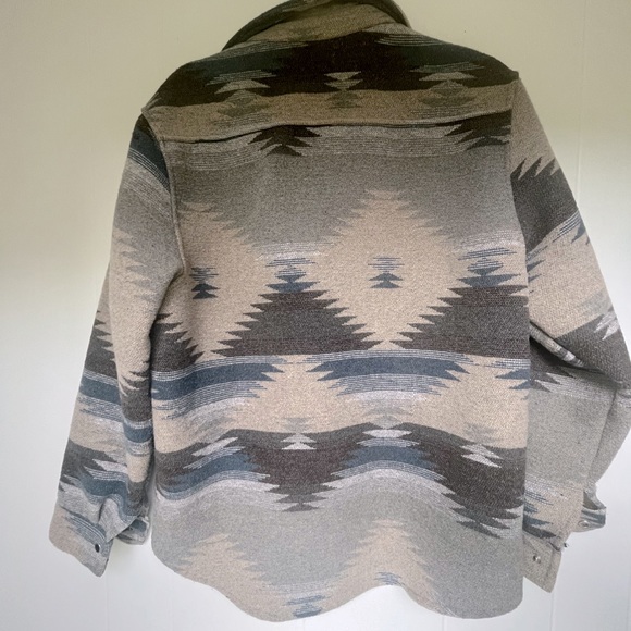 Aztec button down shacket - Picture 2 of 4